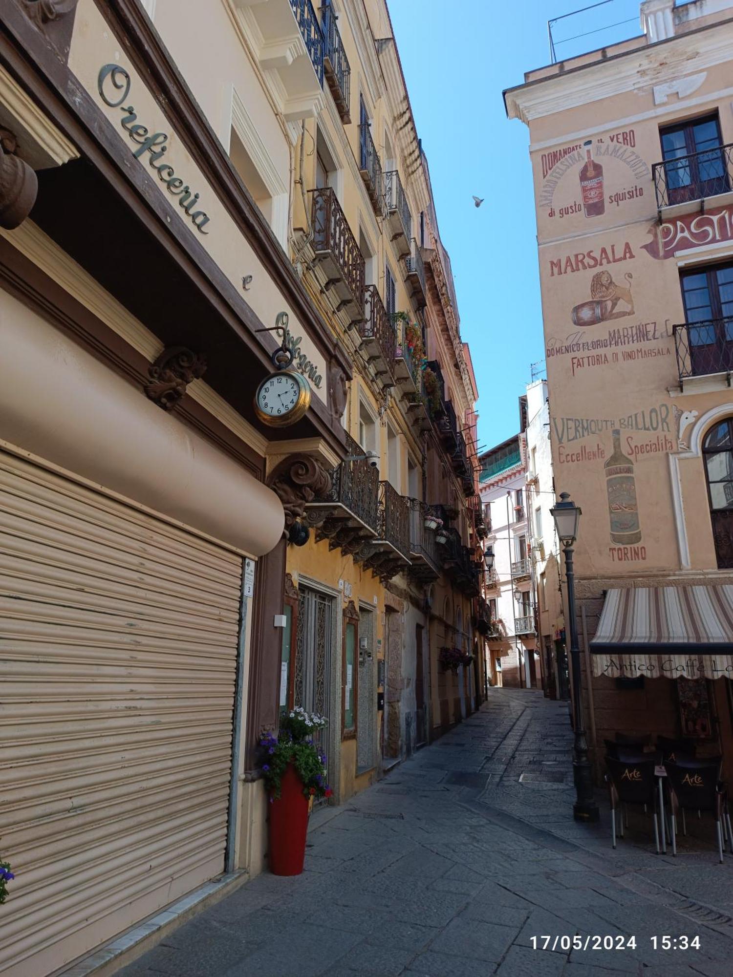 Vico Nobilioni Hotel Iglesias Buitenkant foto