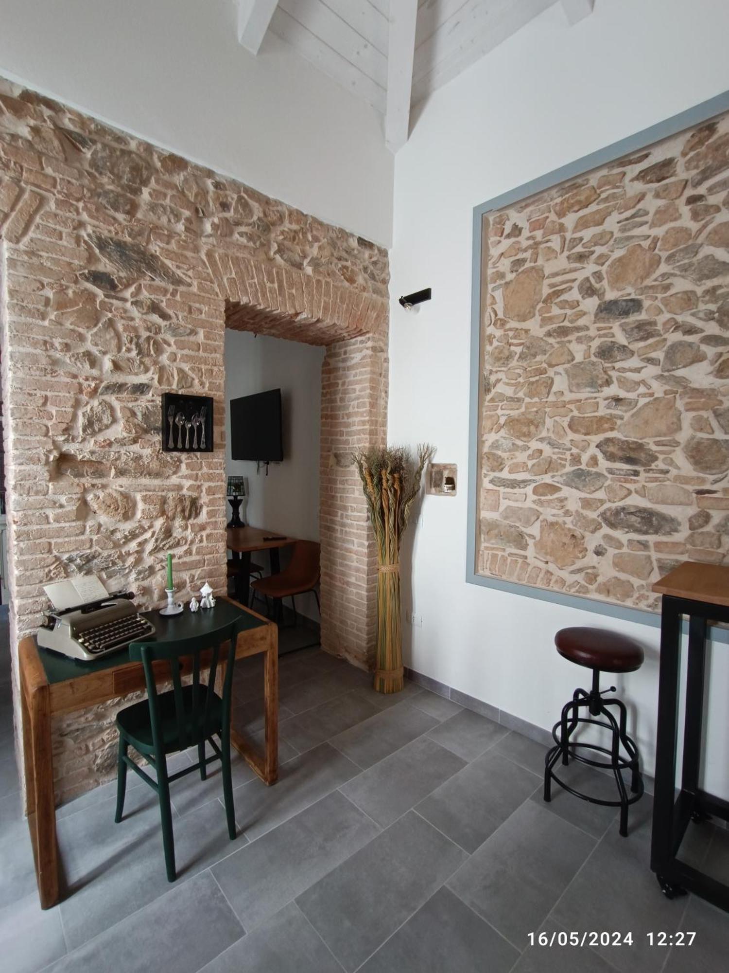 Vico Nobilioni Hotel Iglesias Buitenkant foto