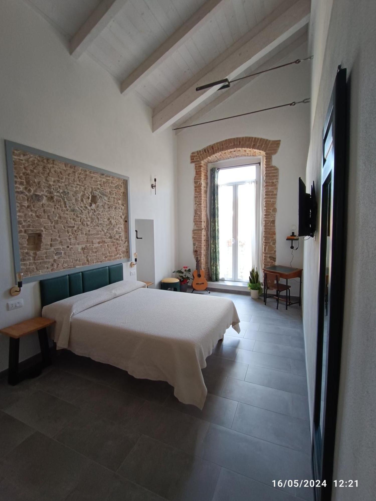 Vico Nobilioni Hotel Iglesias Kamer foto